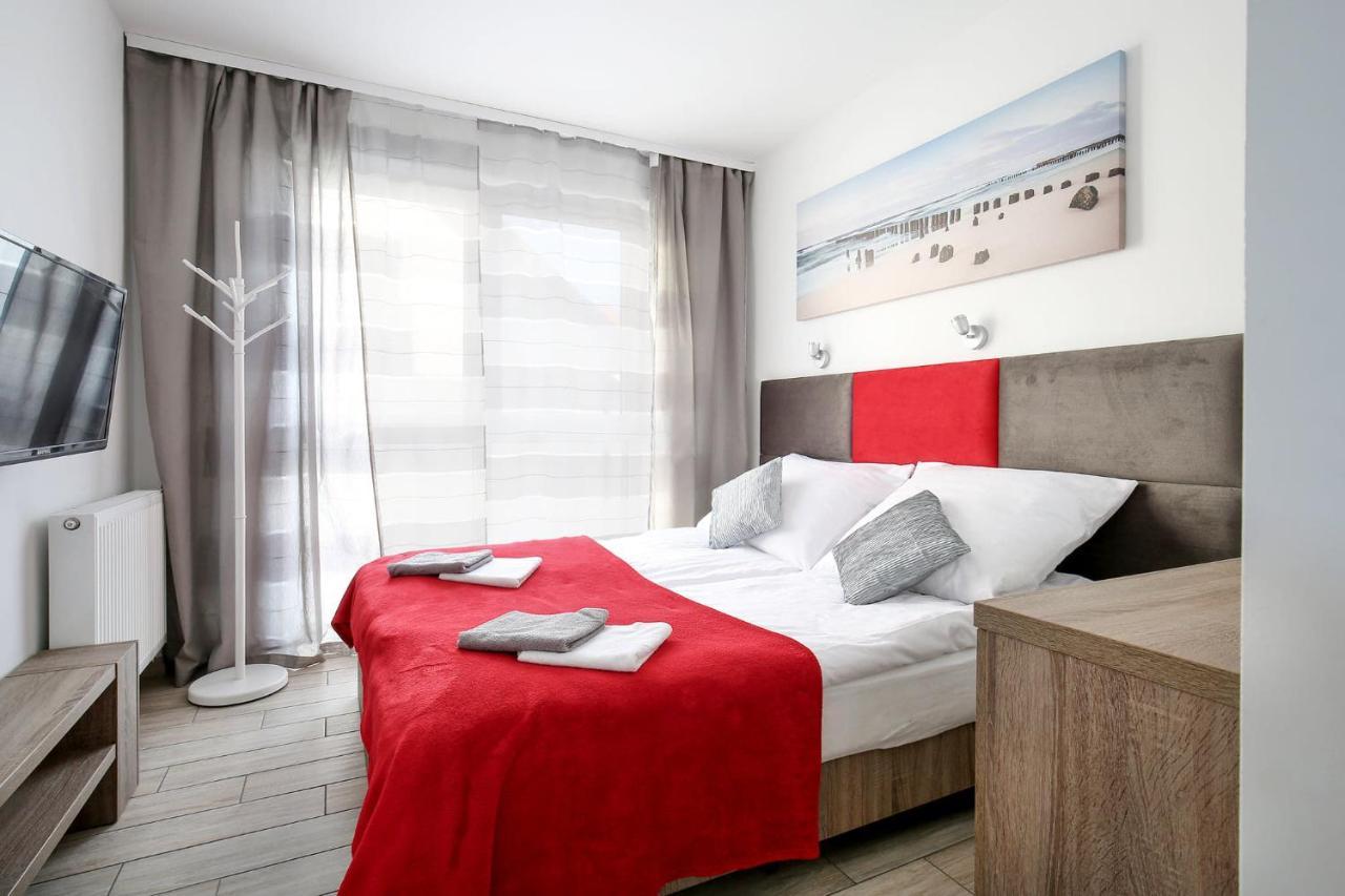 Апартаменти Apartament Red Mielno Мєлно Екстер'єр фото