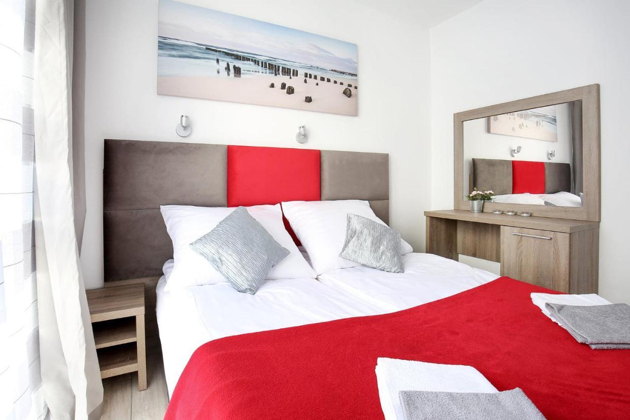 Апартаменти Apartament Red Mielno Мєлно Екстер'єр фото
