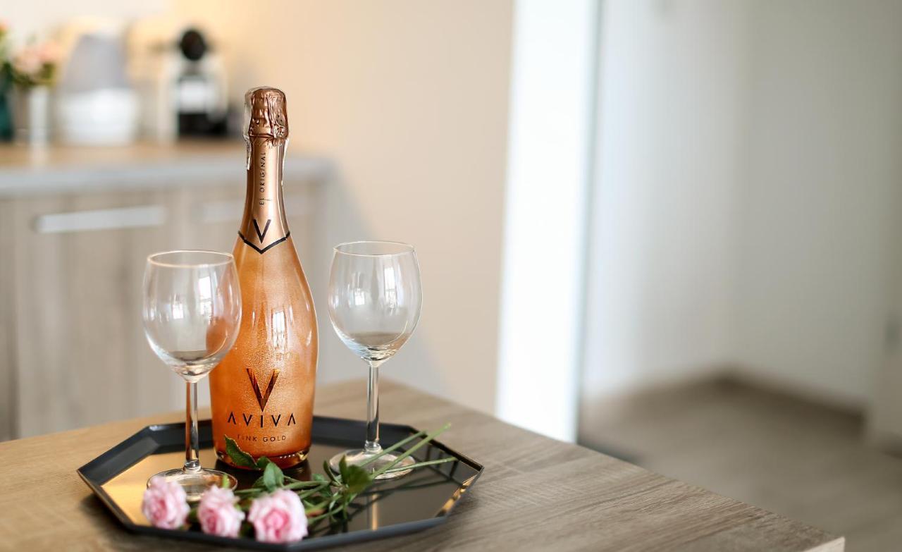 Апартаменти Apartament Red Mielno Мєлно Екстер'єр фото