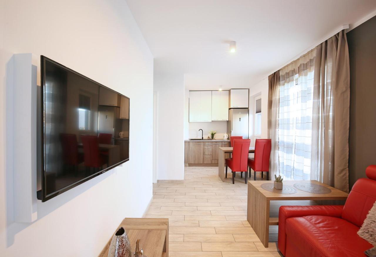 Апартаменти Apartament Red Mielno Мєлно Екстер'єр фото